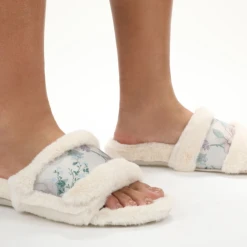 VIONIC WOMEN'S ERMA SLIPPER -Cotton slippers shop VIO ERMA CRM model